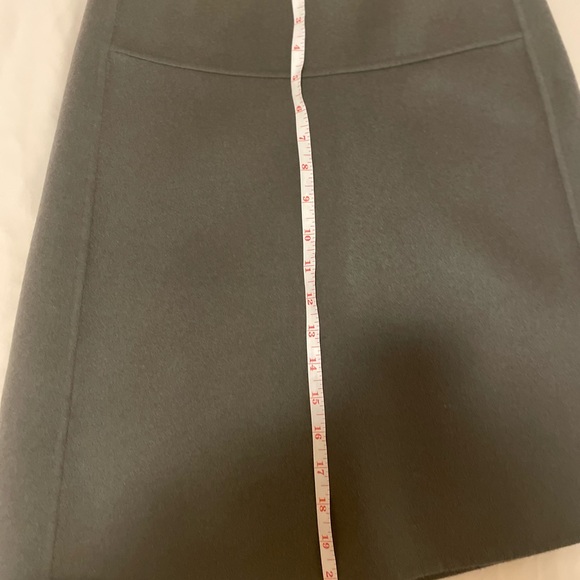 NWOT, dark green wool COS skirt, size 2 - Picture 6 of 6